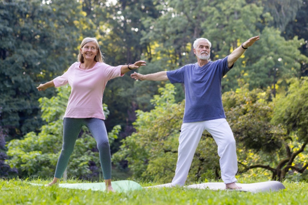 Healthy Aging Made Simple: Essential Daily Habits for Seniors b3